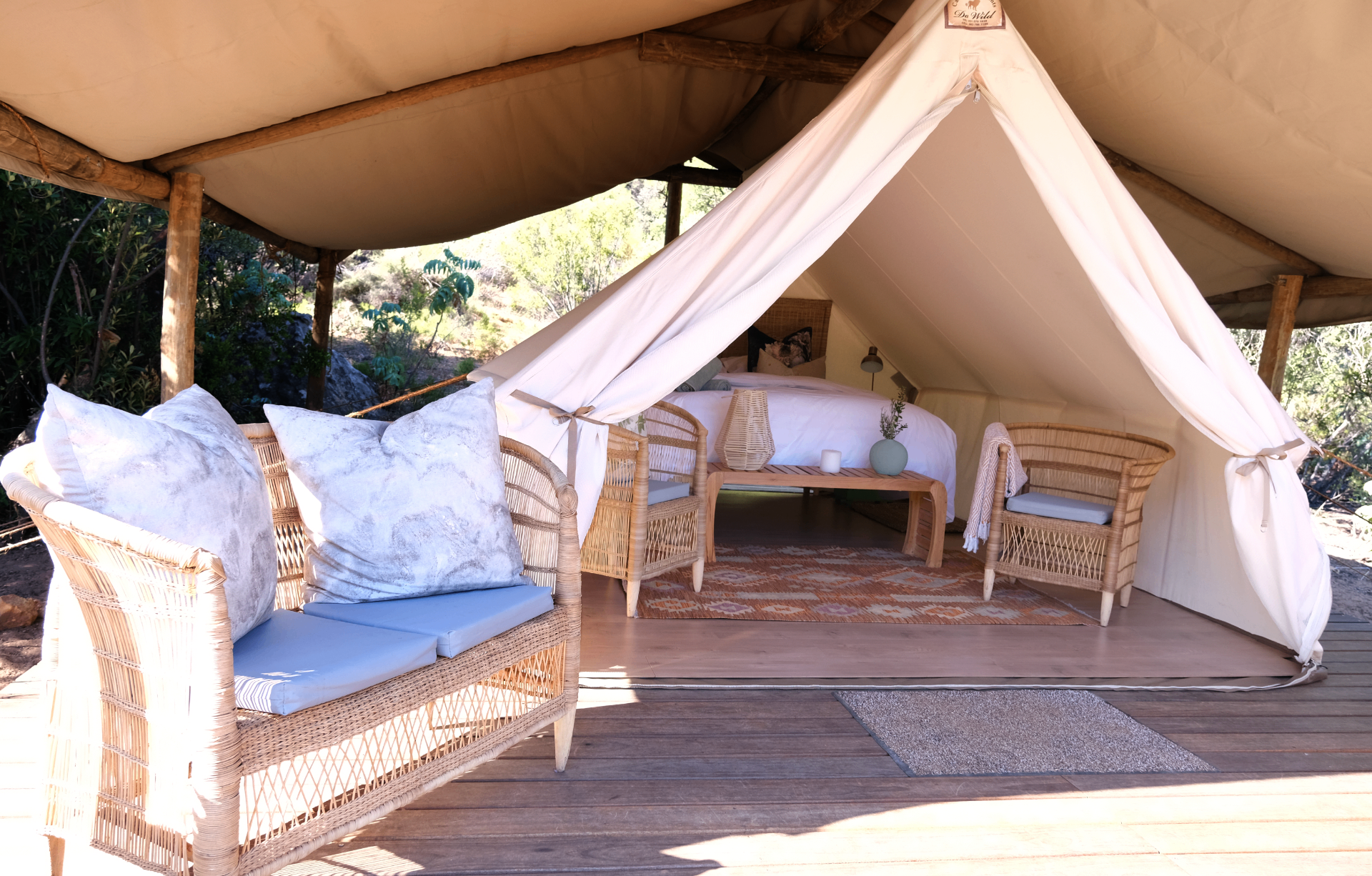 GLAMPING TENTS